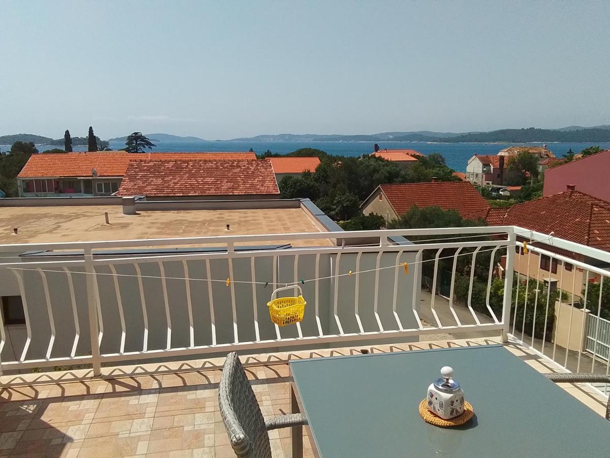 Apartmani Fani 2 Min Walking From Sea 오레비츠 외부 사진