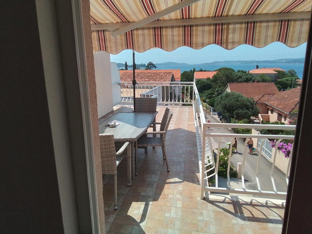 Apartmani Fani 2 Min Walking From Sea 오레비츠 외부 사진
