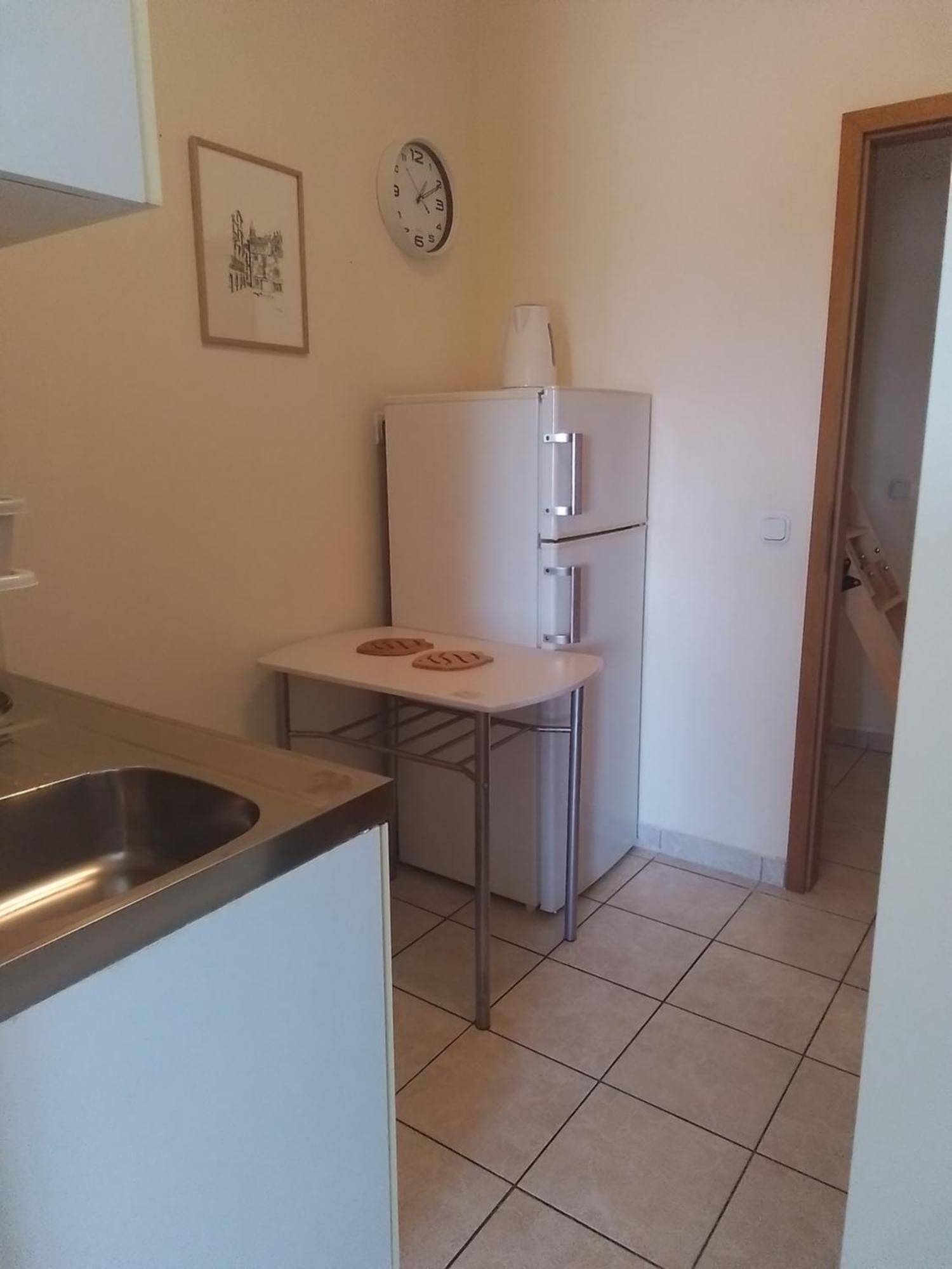 Apartmani Fani 2 Min Walking From Sea 오레비츠 외부 사진