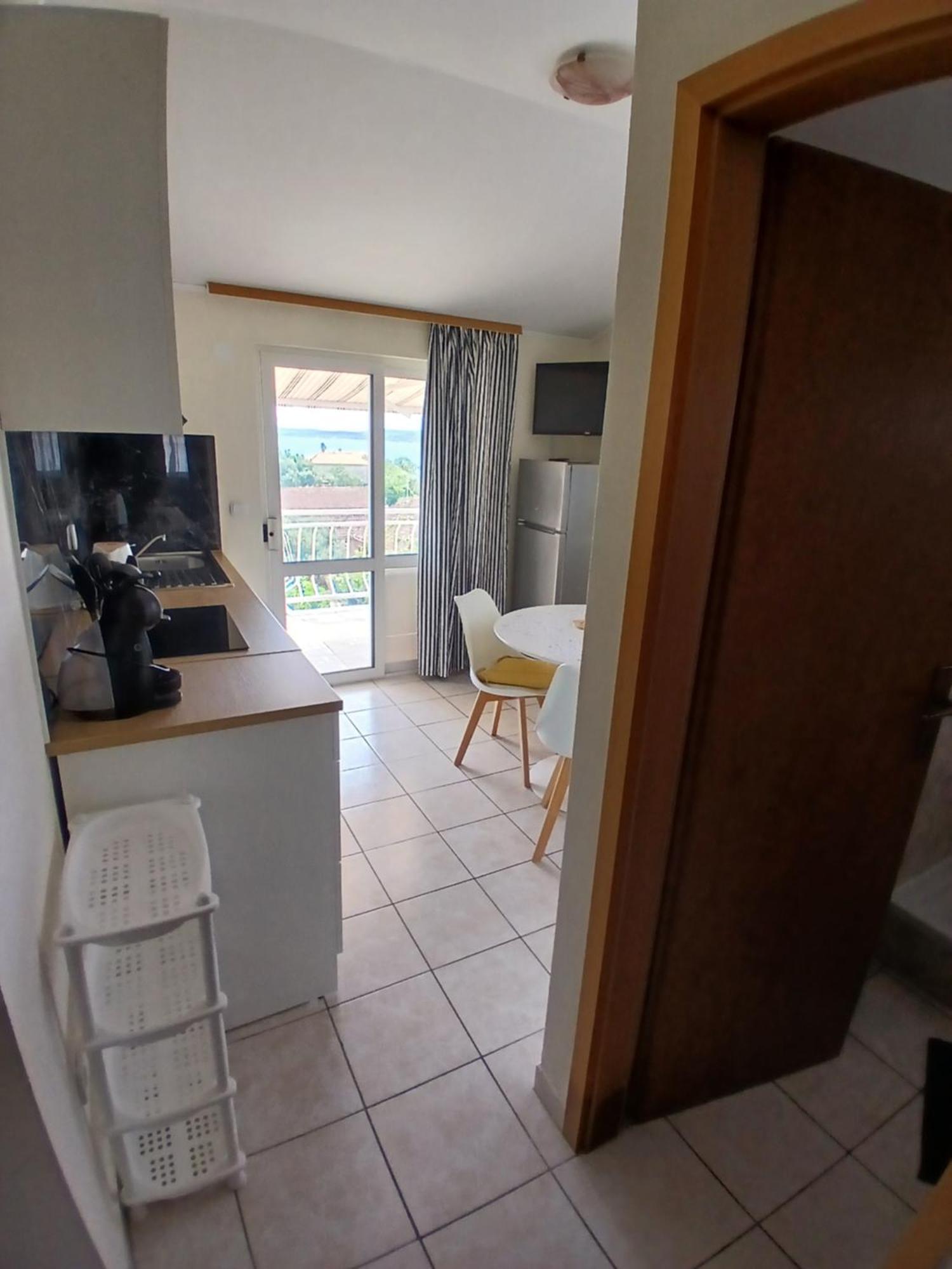 Apartmani Fani 2 Min Walking From Sea 오레비츠 외부 사진